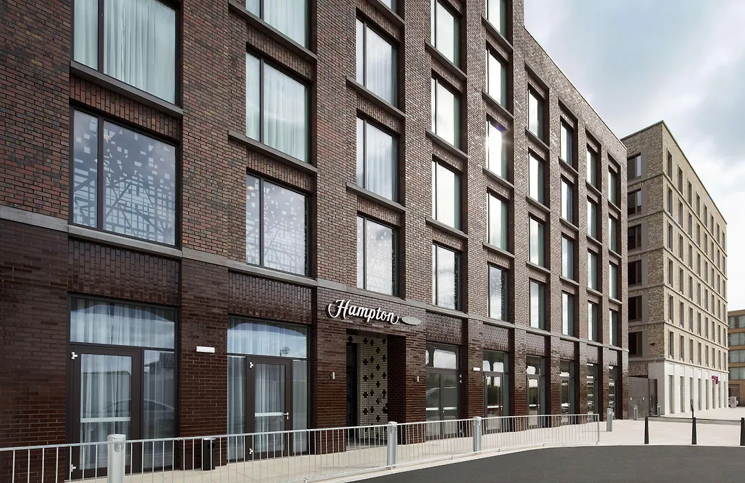 Hampton By Hilton London Excel-1
